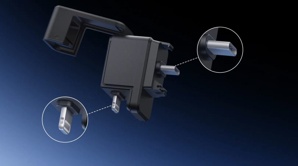 Insta360 X5クイックリーダーのUSBtypeCとLightningのデュアル端子画像