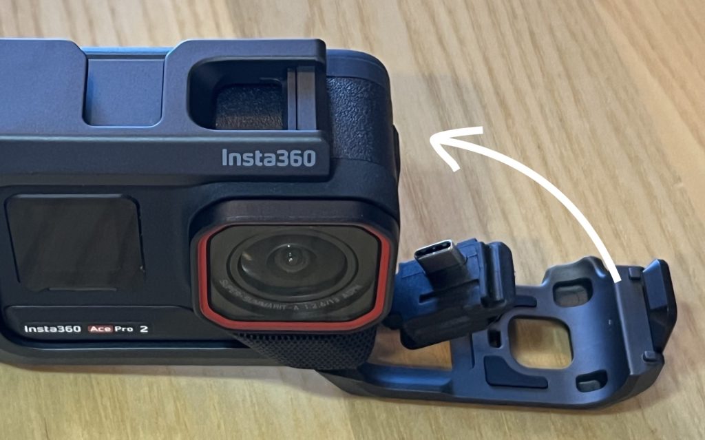 フレームの中にしっかり入れる